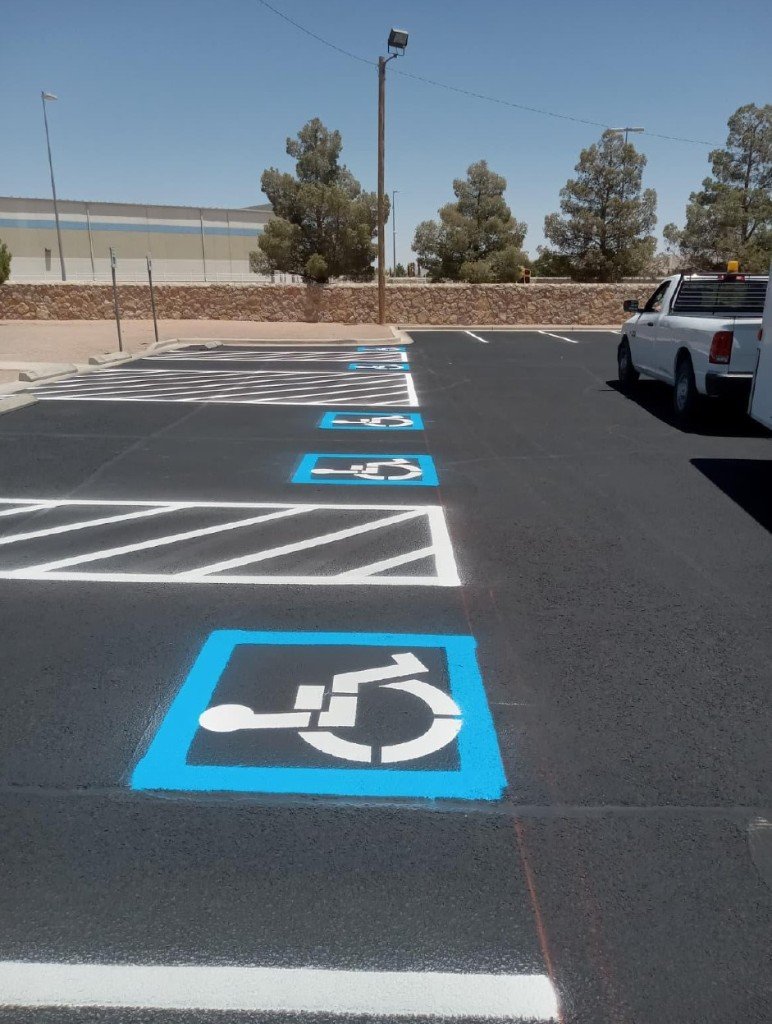 Commercial asphalt and parking lot project
