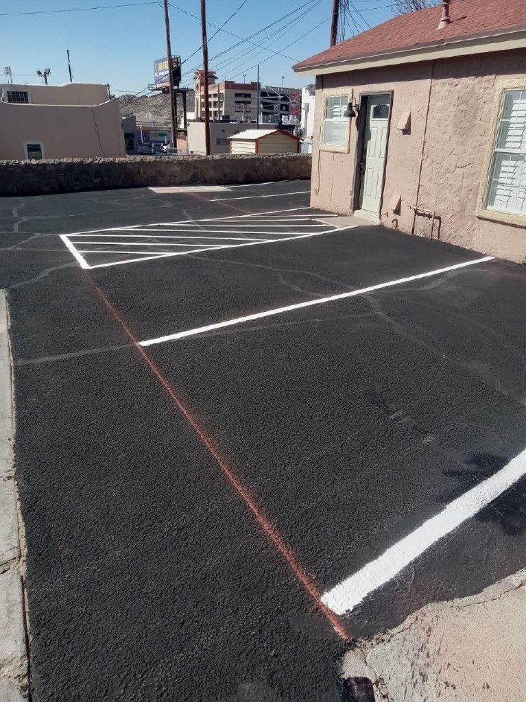 Commercial asphalt and parking lot project